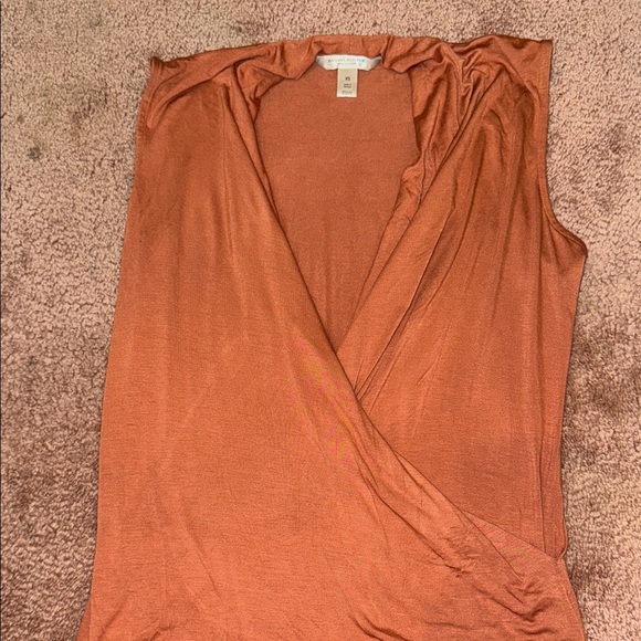 Banana Republic Rust Sleeveless Wrap Blouse - Picture 1 of 3